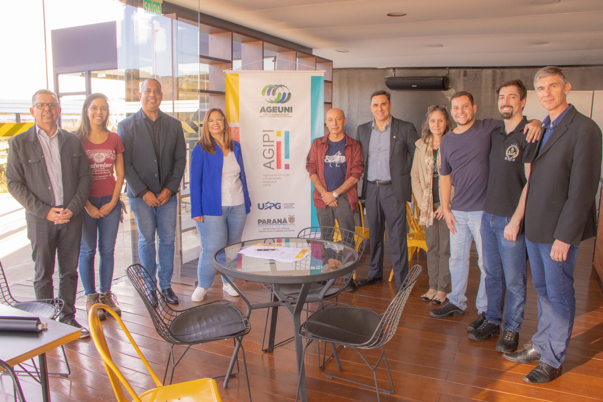 UEPG firma parceria para tratamento de águas residuais de indústria local