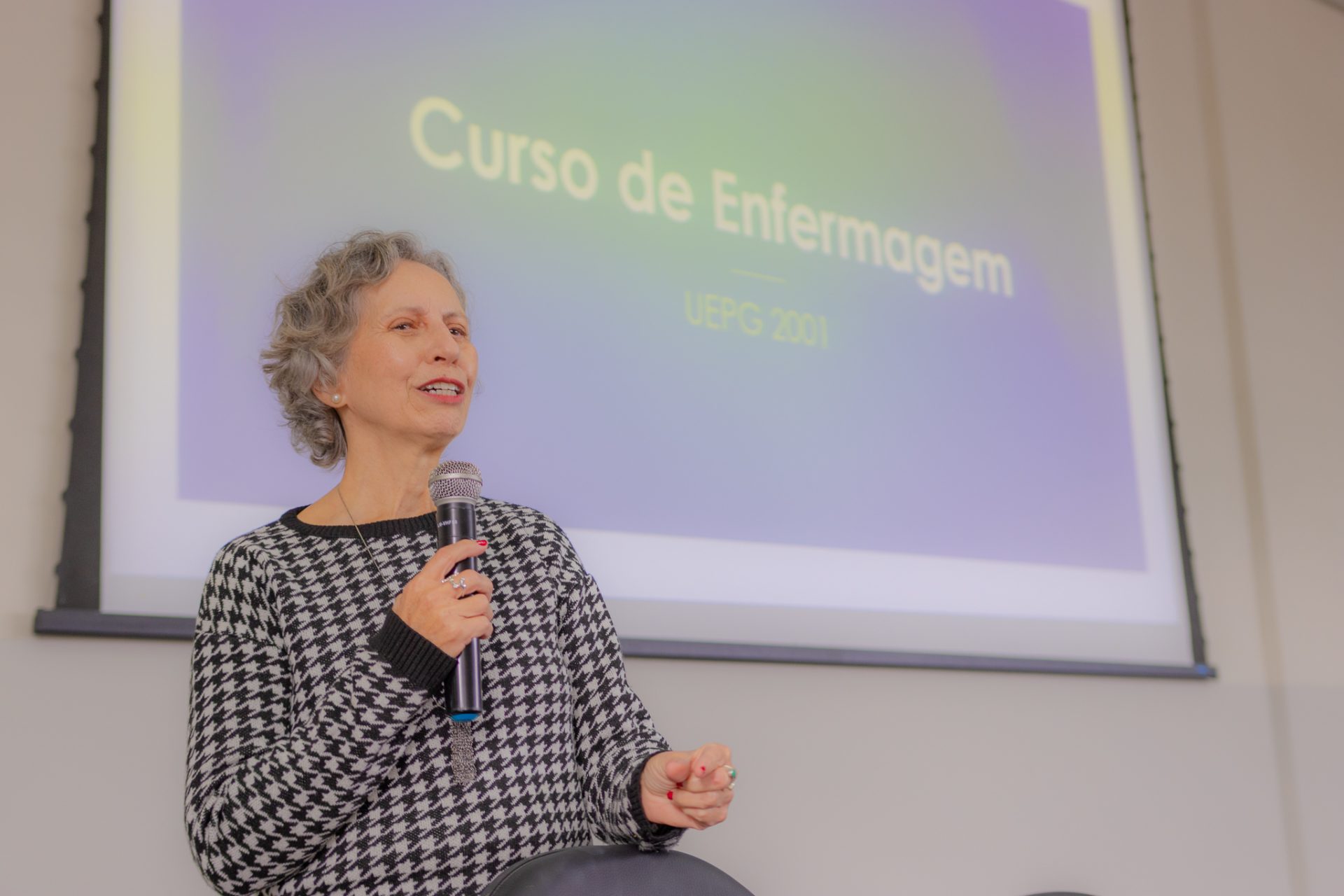 Curso de Enfermagem da UEPG inicia debates na 13° Semana Acadêmica
