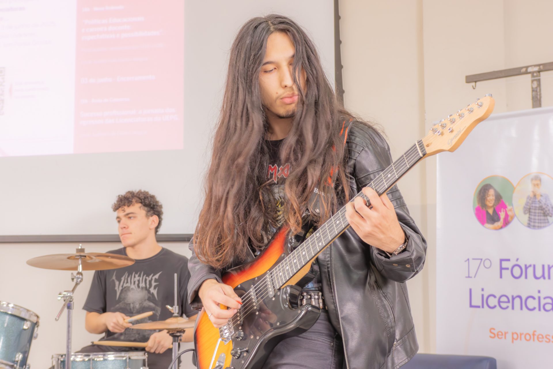 Da prática ao ensino: estudantes e professores da UEPG compartilham a paixão pela música