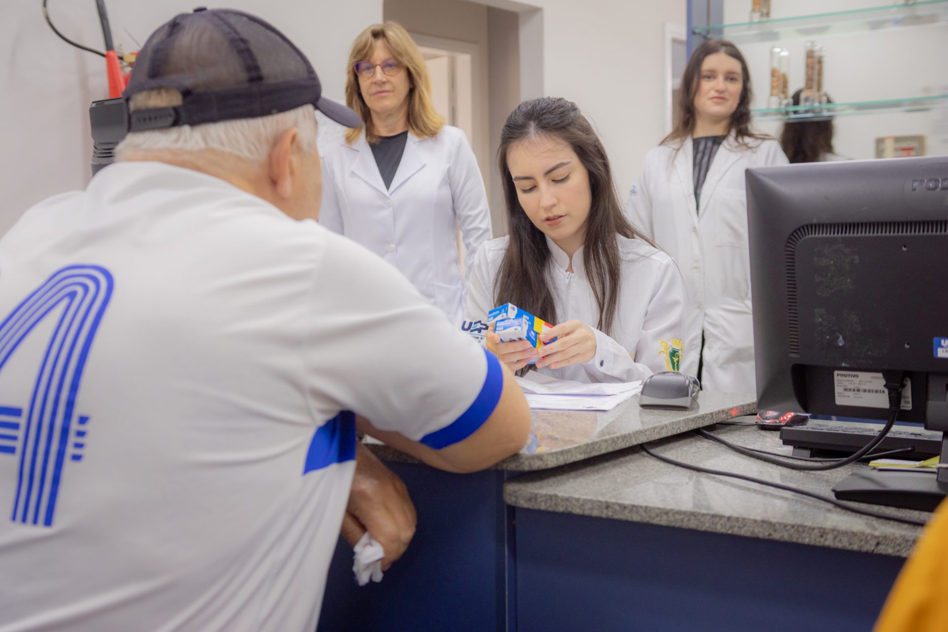 Farmácia Escola une ensino, extensão e atendimento farmacêutico gratuito à comunidade