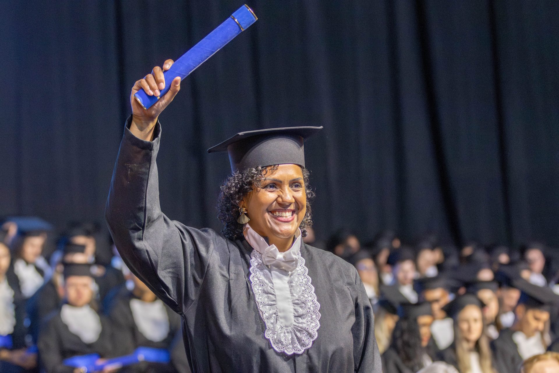 UEPG disponibiliza fotos das formaturas institucionais de 2025