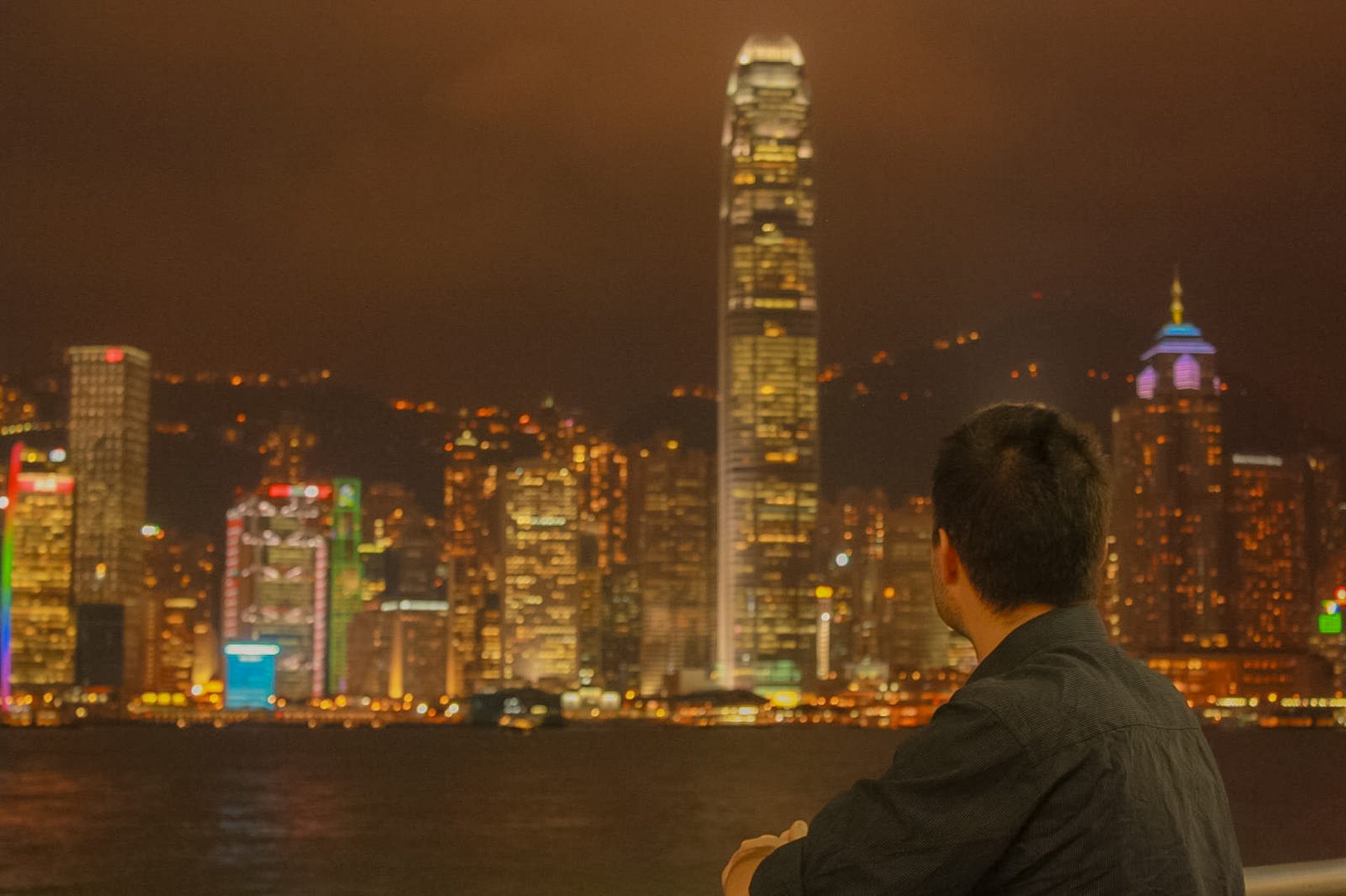 Egresso da UEPG conheceu 40 países, morou em seis e se tornou professor na França