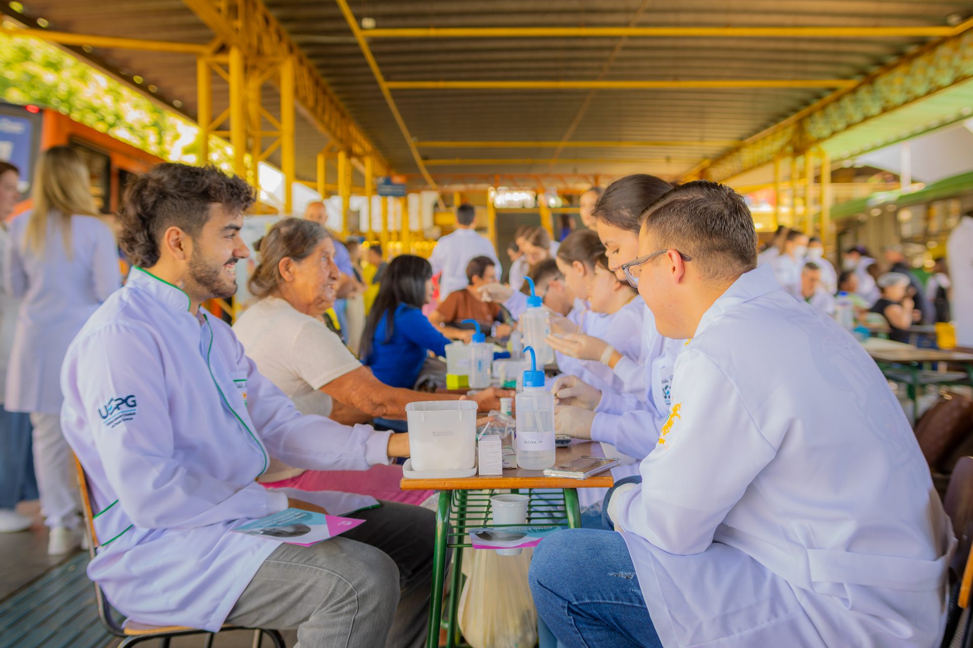 UEPG realiza atividade alusiva ao Dia Nacional do Uso Racional de Medicamentos
