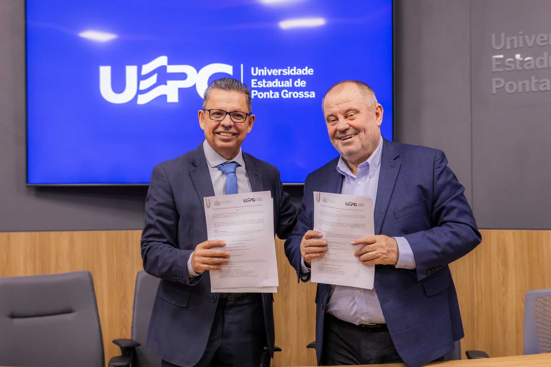 UEPG integra rede de pesquisas com universidades da Polônia