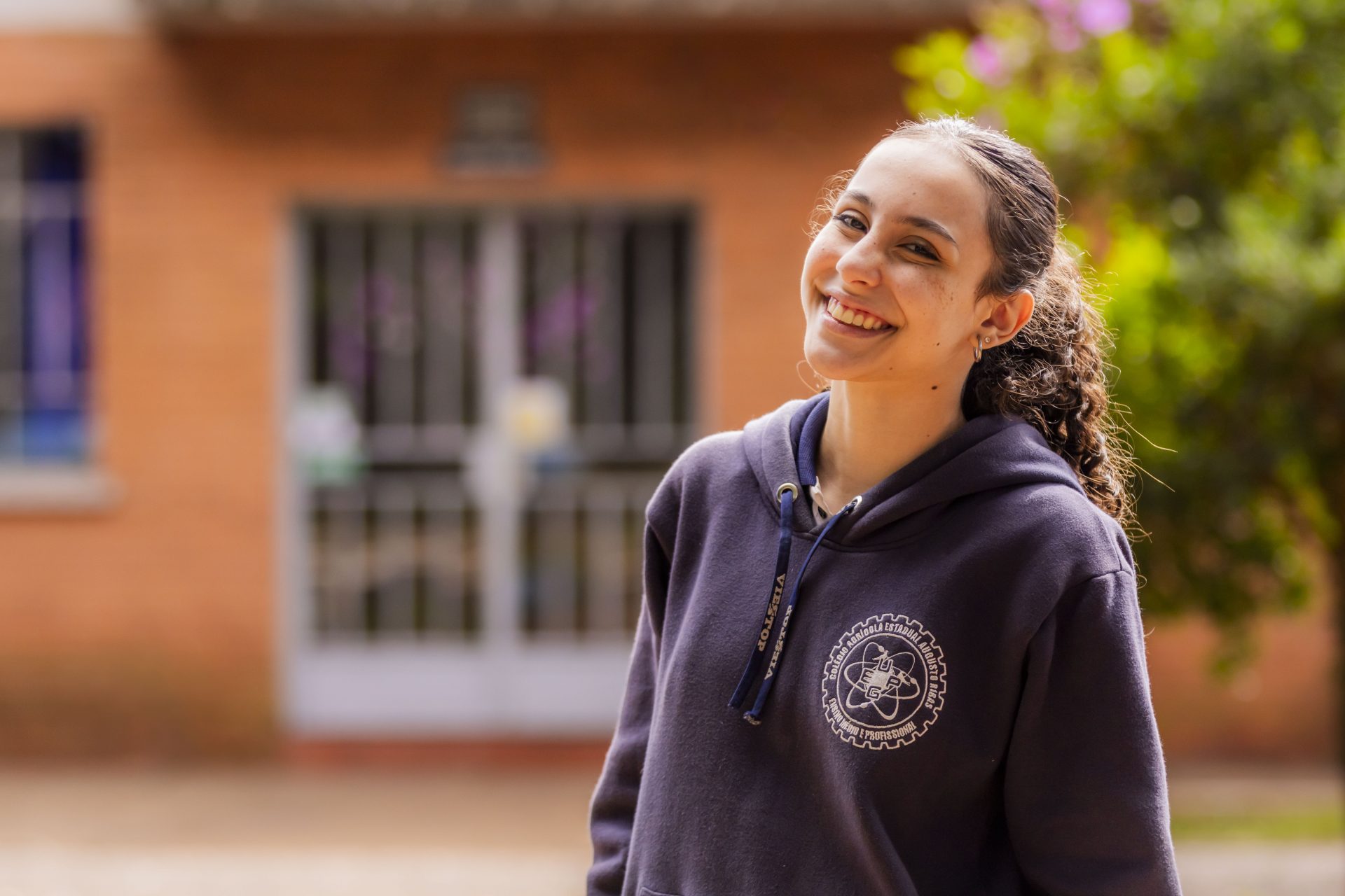 Aluna do Colégio Agrícola da UEPG tem a melhor nota do Paraná no Ganhando o Mundo