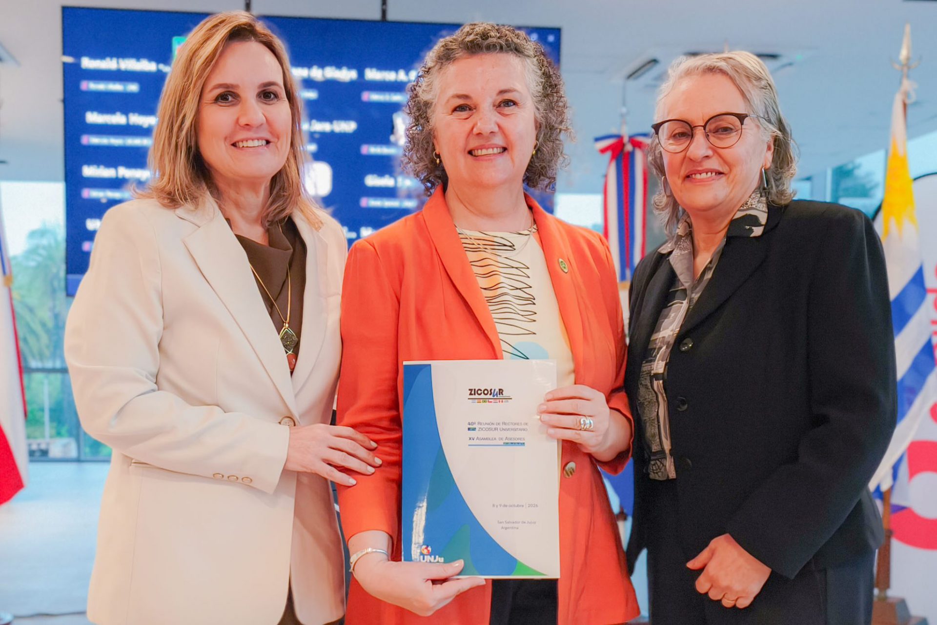 UEPG participa da reunião que define nova presidência da Zicosur