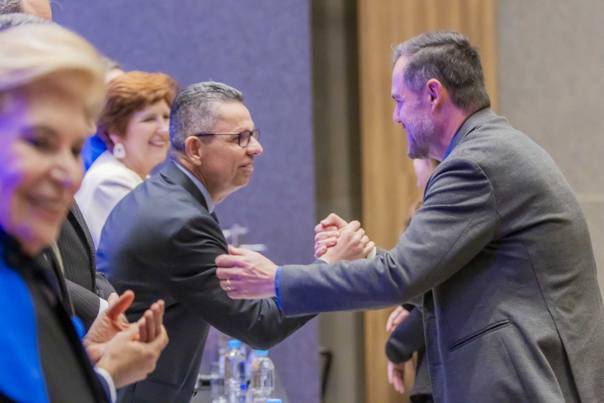 UEPG recebe 55 novos professores efetivos